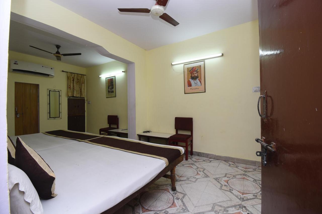 Hotel Jaipur Achrol エクステリア 写真