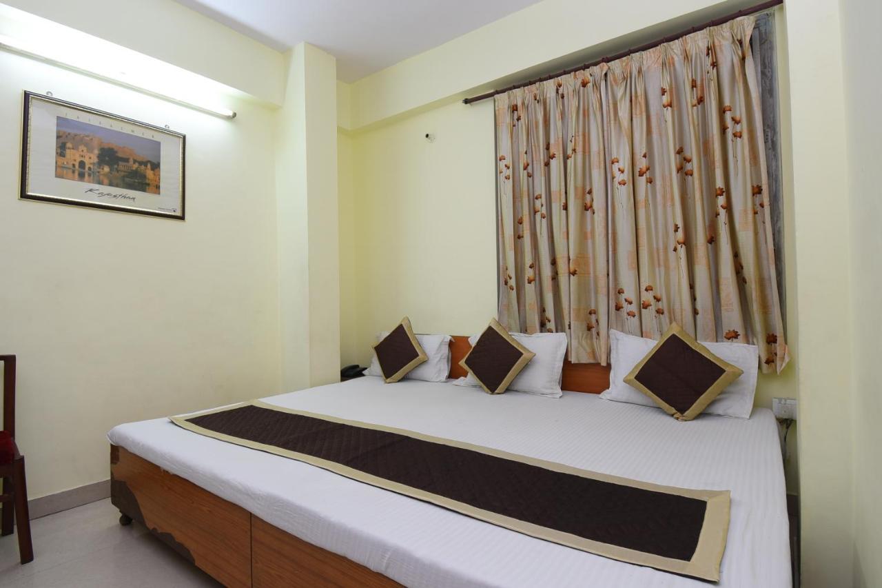 Hotel Jaipur Achrol エクステリア 写真